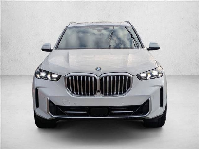 Used 2026 BMW X5 xDrive40i w/ Premium Package AWD/4WD image 5