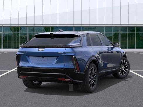 New 2025 Cadillac Lyriq Sport image 4