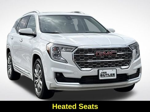 Used 2023 GMC Terrain Denali w/ Denali Premium Package AWD/4WD image 12
