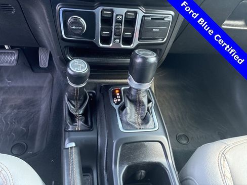 Used 2022 Jeep Wrangler Unlimited Sahara image 12