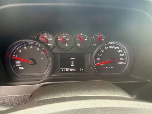 Used 2023 Chevrolet Silverado 1500 Custom image 27