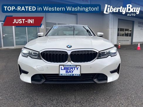 Used 2021 BMW 330i xDrive Sedan image 10