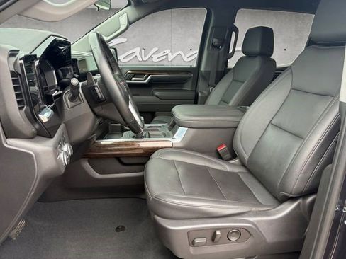 Certified 2023 GMC Sierra 1500 Elevation w/ Elevation Premium Package image 17