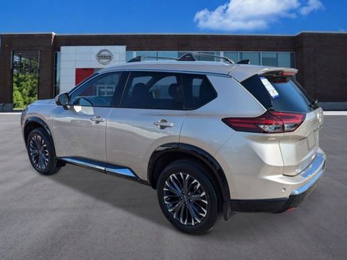 New 2026 Nissan Rogue Platinum AWD/4WD image 3