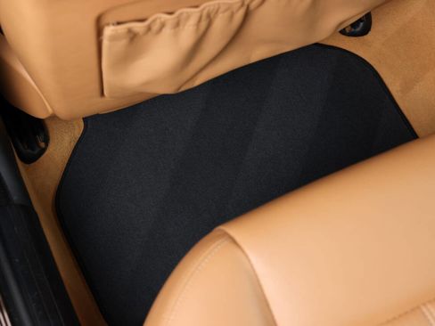 Used 2003 BMW M5 image 69