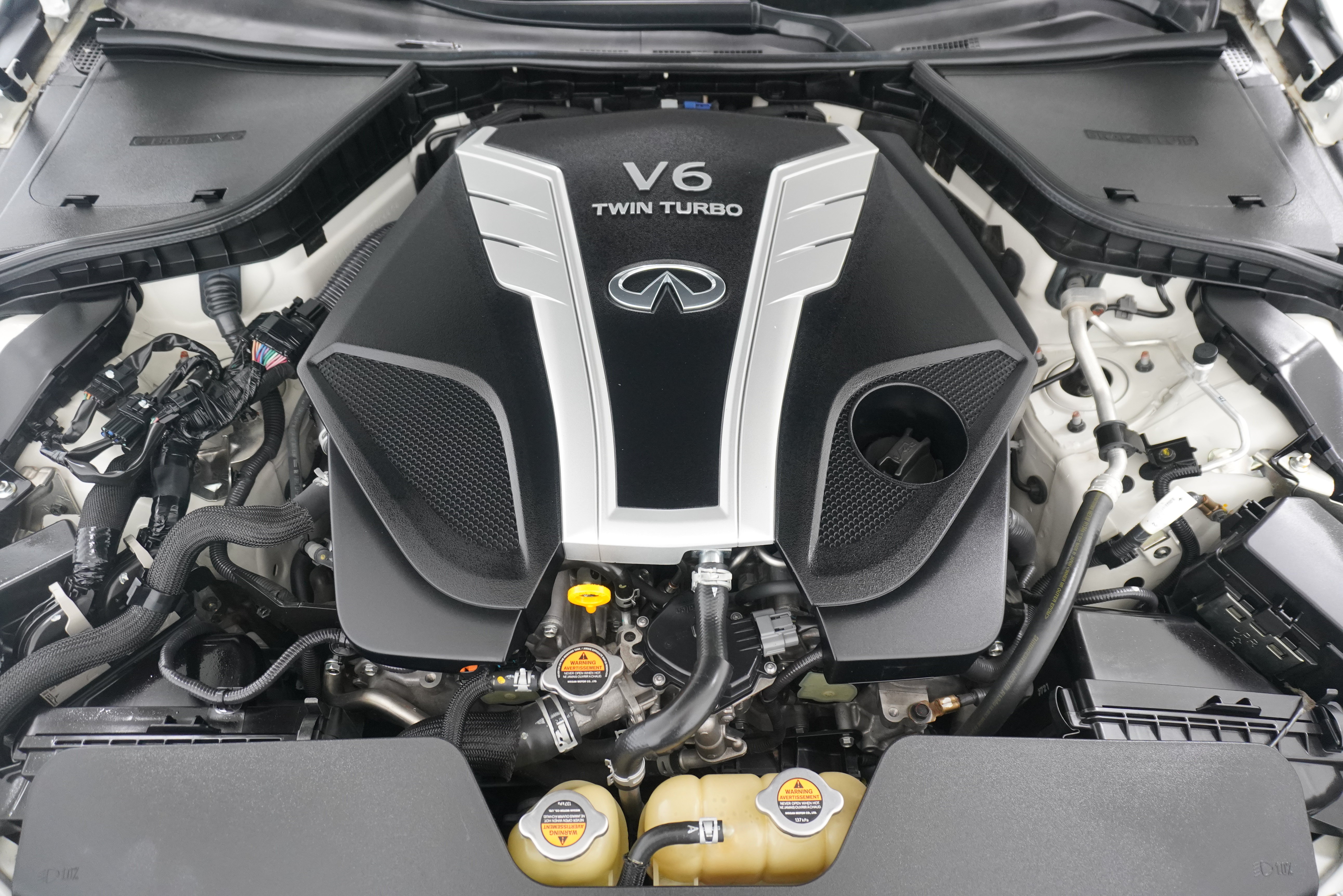 Used 2018 INFINITI Q50 Luxe w/ Essential Package (3.0T Luxe) RWD image 30