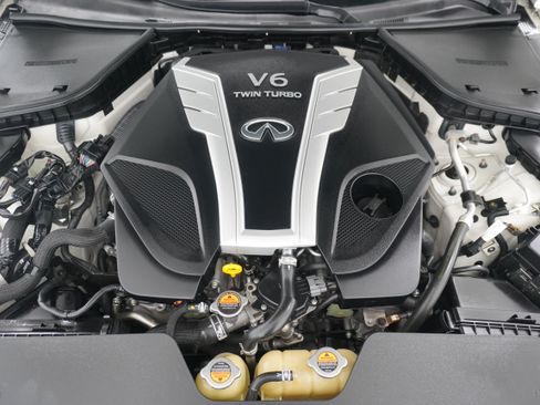 Used 2018 INFINITI Q50 Luxe w/ Essential Package (3.0T Luxe) RWD image 30