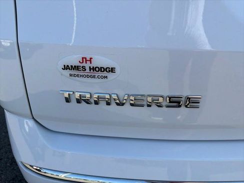Used 2020 Chevrolet Traverse High Country w/ LPO, Floor Liner Package FWD image 5