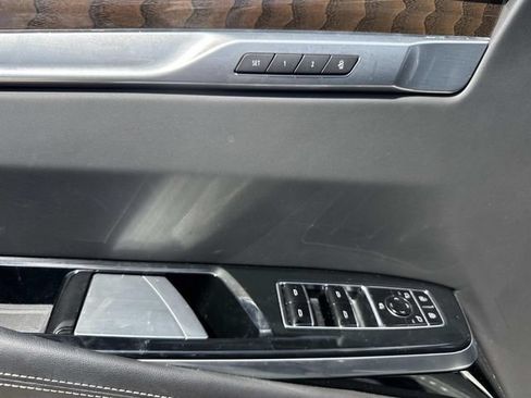 Used 2025 Cadillac Escalade Sport Platinum w/ LPO, ONYX Package AWD/4WD image 23