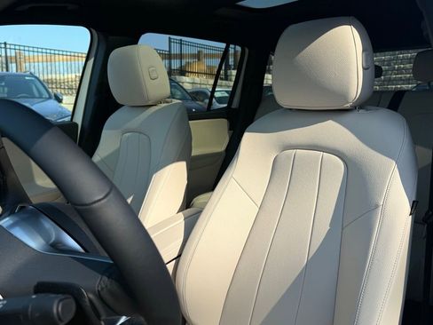 New 2026 Mercedes-Benz GLB 250 4MATIC image 15