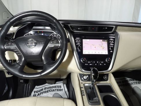 Used 2023 Nissan Murano SL w/ Cargo Package image 19