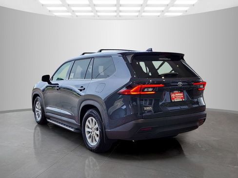 New 2026 Toyota Grand Highlander FWD image 4