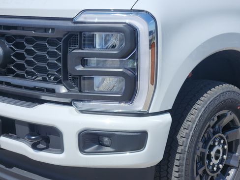 New 2026 Ford F250 XL w/ STX Appearance Package AWD/4WD image 6