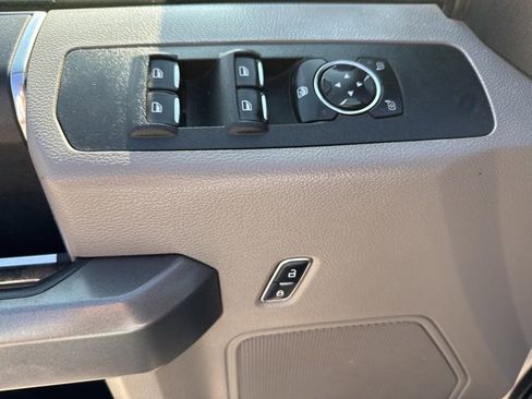 Used 2017 Ford F250 XLT image 28