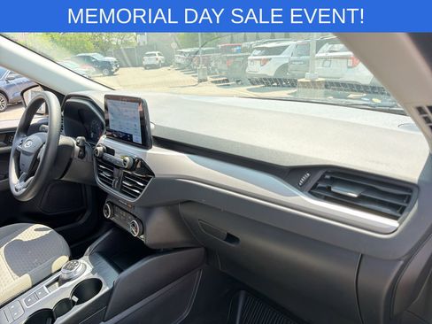 Used 2022 Ford Escape SE AWD/4WD image 16