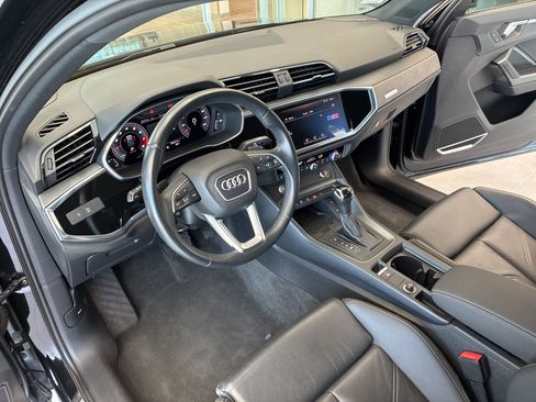 Used 2020 Audi Q3 2.0T Premium Plus AWD/4WD image 16