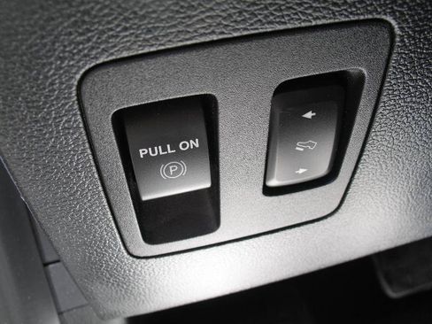 Used 2019 Ford F150 Lariat w/ Equipment Group 502A Luxury AWD/4WD image 54