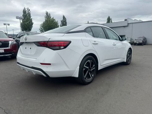 Used 2025 Nissan Sentra SV w/ All-Weather Package image 4