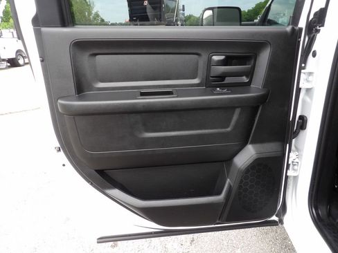 Used 2021 RAM 5500 Tradesman w/ Chrome Appearance Group AWD/4WD image 29