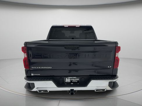 Used 2023 Chevrolet Silverado 1500 LT w/ Z71 Off-Road Package AWD/4WD image 8
