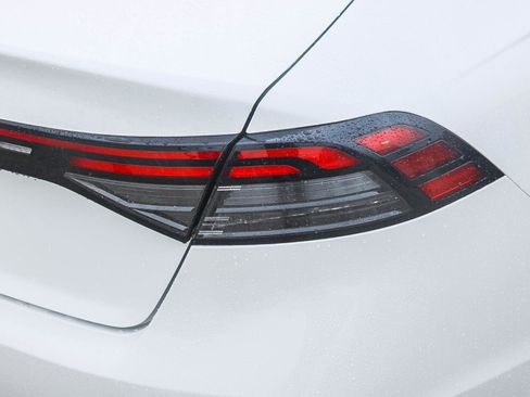 Used 2024 Honda Accord EX image 10