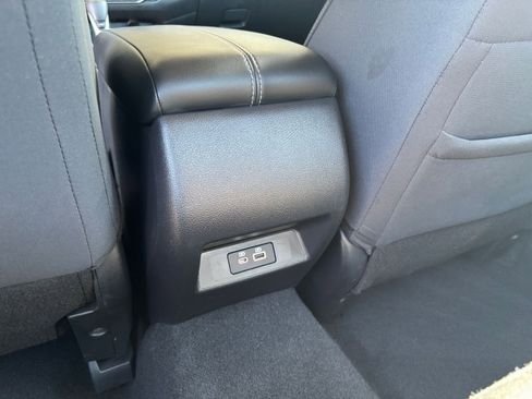 Used 2025 Nissan Altima 2.5 SV FWD image 23