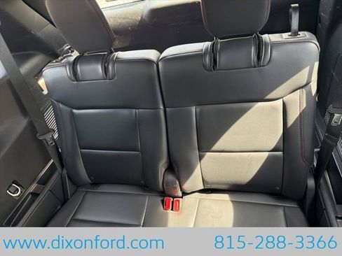 Used 2025 Ford Explorer ST-Line w/ ST-Line Street Pack AWD/4WD image 26