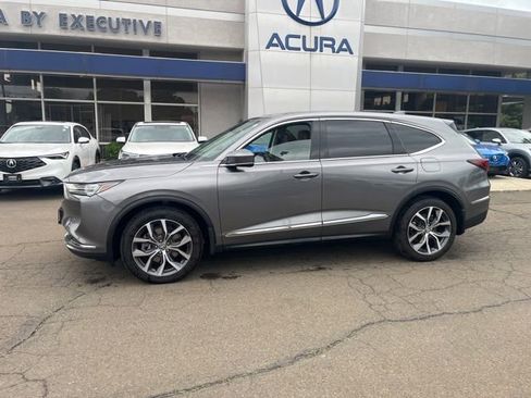 Used 2023 Acura MDX SH-AWD w/ Technology Package image 42
