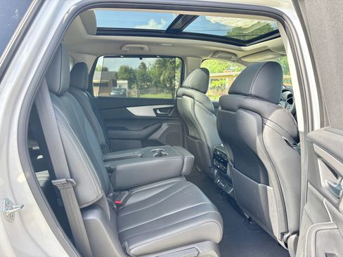 Used 2024 Acura MDX SH-AWD w/ Technology Package image 28