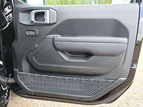 New 2024 Jeep Wrangler Sport S image 25