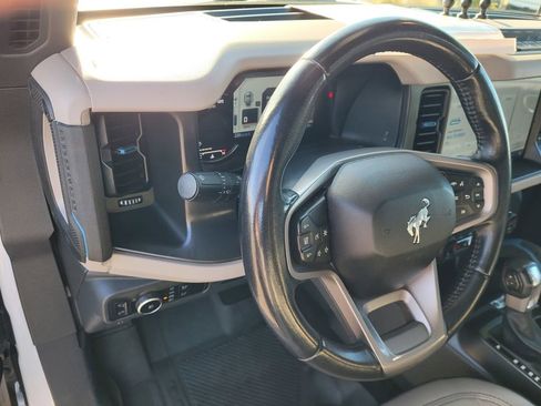 Used 2023 Ford Bronco Wildtrak AWD/4WD image 30