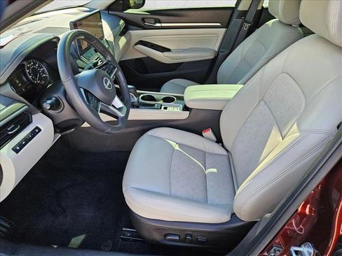 Used 2023 Nissan Altima 2.5 SL image 16