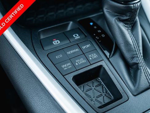 Certified 2025 Toyota RAV4 XLE AWD/4WD image 19