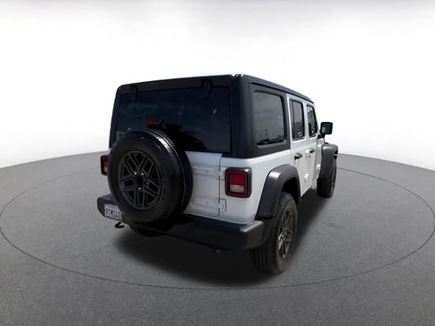 Used 2025 Jeep Wrangler Unlimited Sport AWD/4WD image 15
