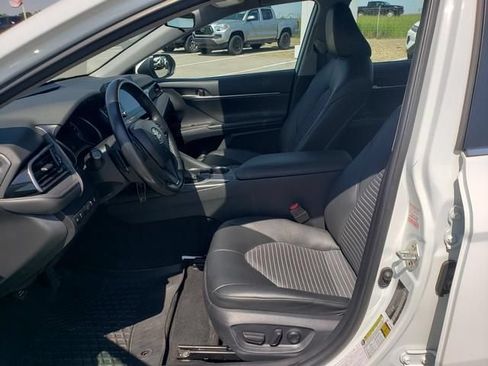 Used 2024 Toyota Camry SE FWD image 10