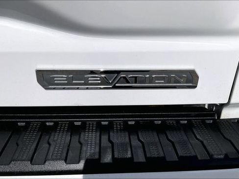 Used 2023 GMC Sierra 1500 Elevation image 22