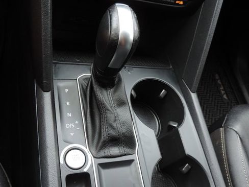 Used 2021 Volkswagen Atlas SE w/ Towing Package image 24