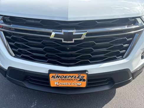 Used 2023 Chevrolet Traverse Premier w/ Redline Edition AWD/4WD image 35