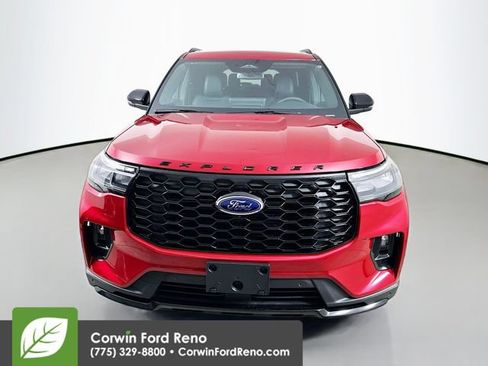 New 2026 Ford Explorer ST-Line w/ ST-Line Street Pack AWD/4WD image 2