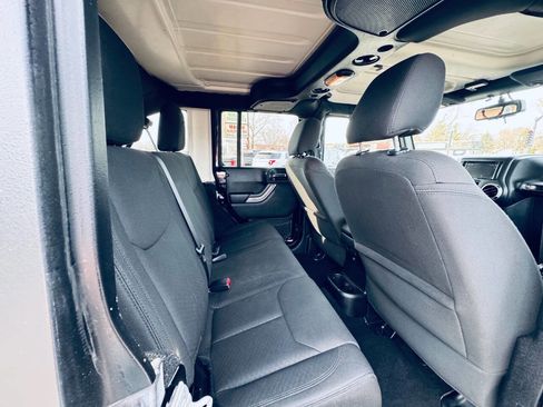 Used 2016 Jeep Wrangler Unlimited Sport w/ Quick Order Package 24S image 27