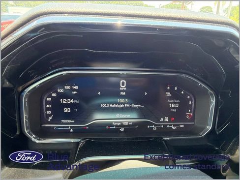 Used 2023 GMC Sierra 1500 SLT w/ SLT Premium Plus Package AWD/4WD image 11