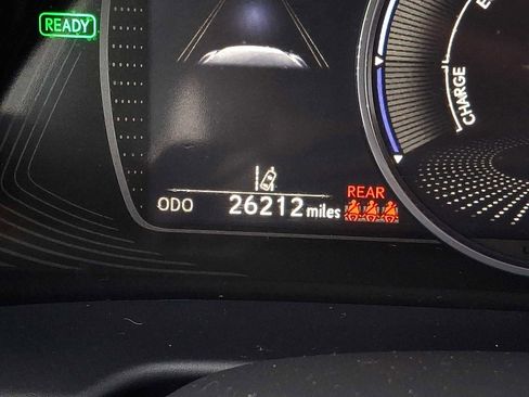 Used 2024 Lexus ES 300h w/ Premium Package image 17