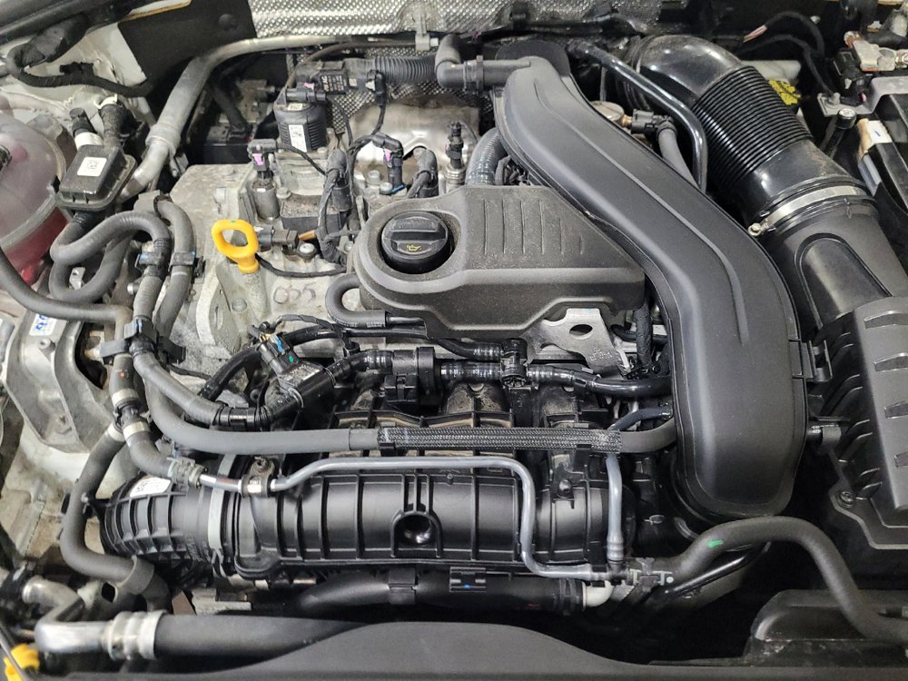 Used 2024 Volkswagen Jetta SE FWD image 30