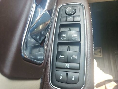Used 2014 RAM 1500 Laramie w/ Protection Group AWD/4WD image 20