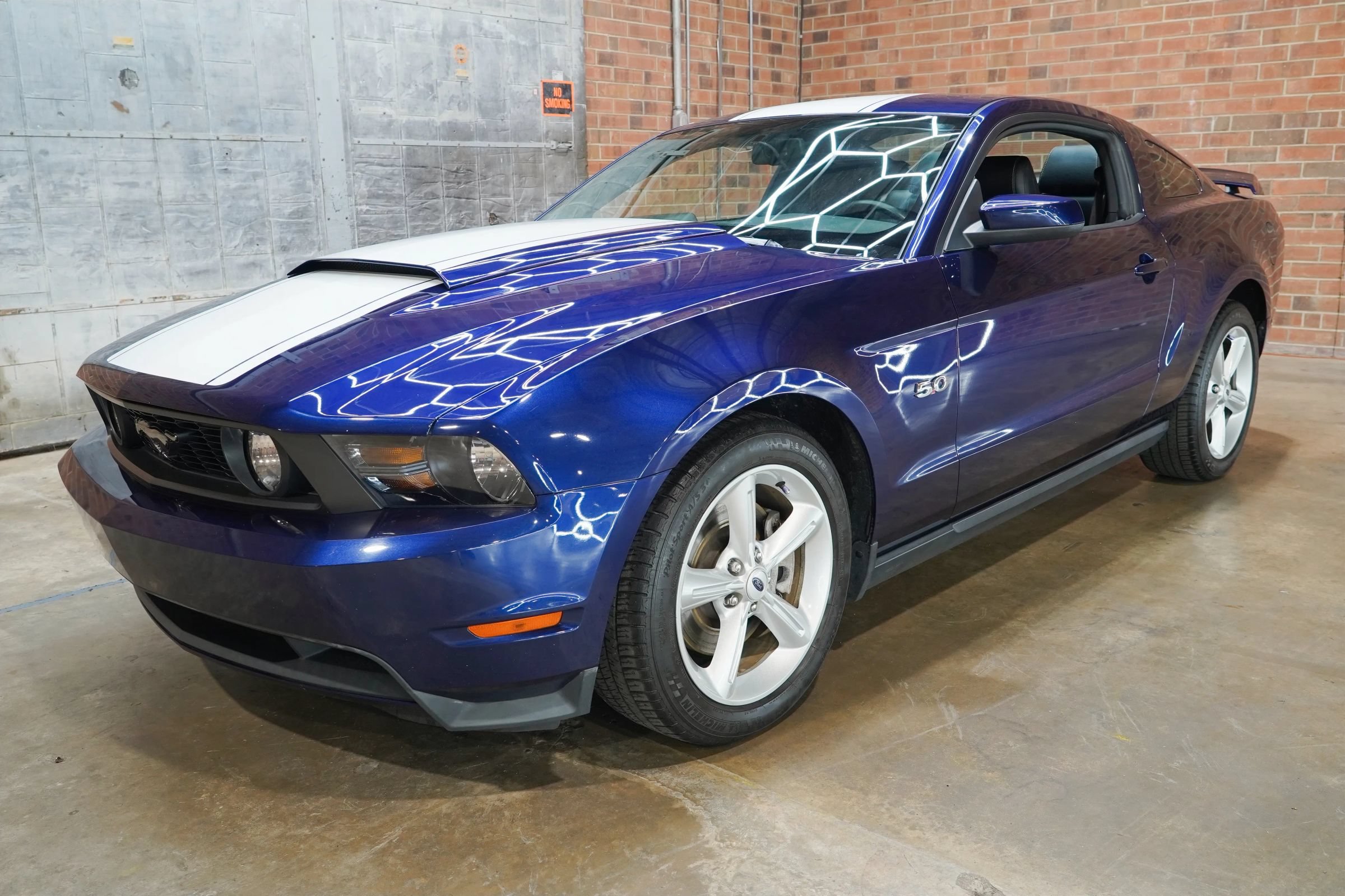 Used 2012 Ford Mustang GT Premium w/ GT Coupe Accessory Pkg 4 RWD image 6