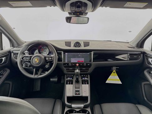New 2026 Porsche Macan Turbo image 27