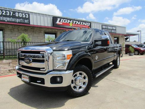 Used 2015 Ford F250 Lariat w/ Chrome Package RWD image 1