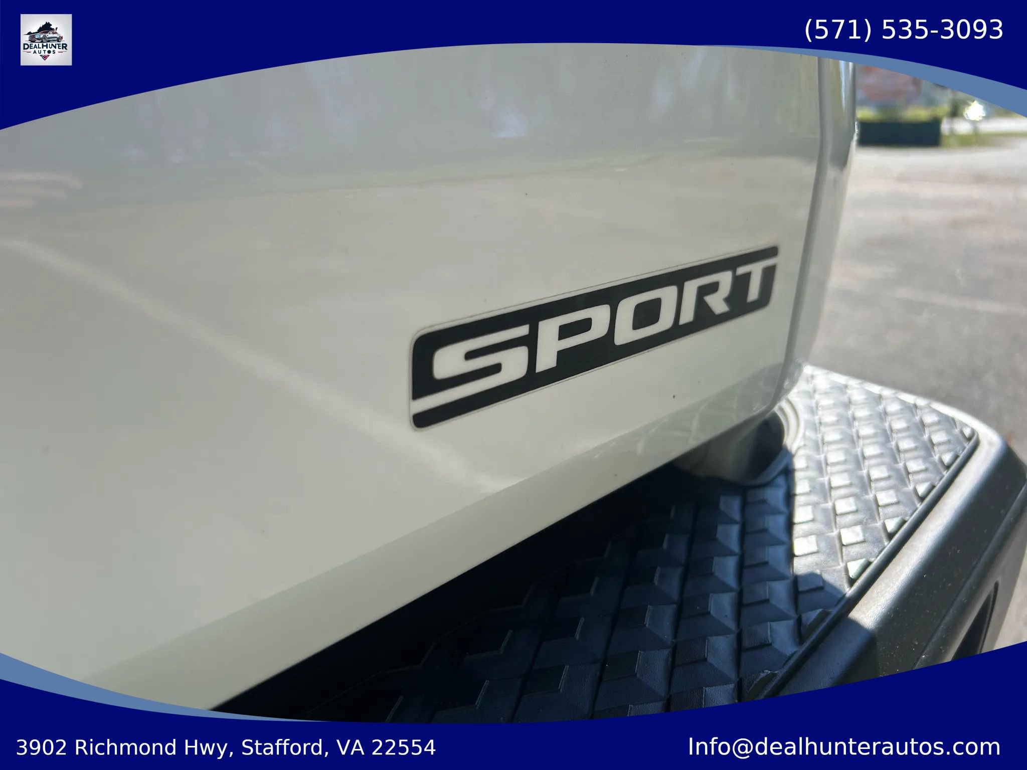 Used 2020 Jeep Gladiator Sport w/ Quick Order Package 24S AWD/4WD image 14
