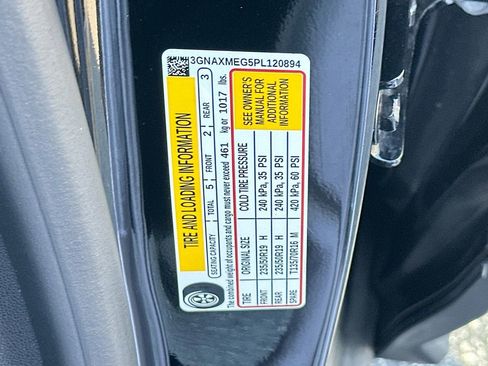 Certified 2023 Chevrolet Equinox RS w/ RS Leather Package image 30