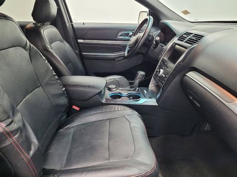Used 2016 Ford Explorer Sport w/ Equipment Group 401A AWD/4WD image 21